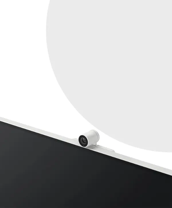 SAMSUNG 32-inch M80C UHD HDR Smart Monitor